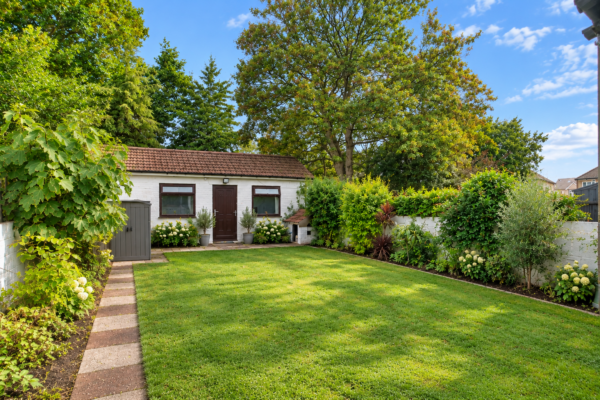 Tavistock Gardens, Seven Kings
